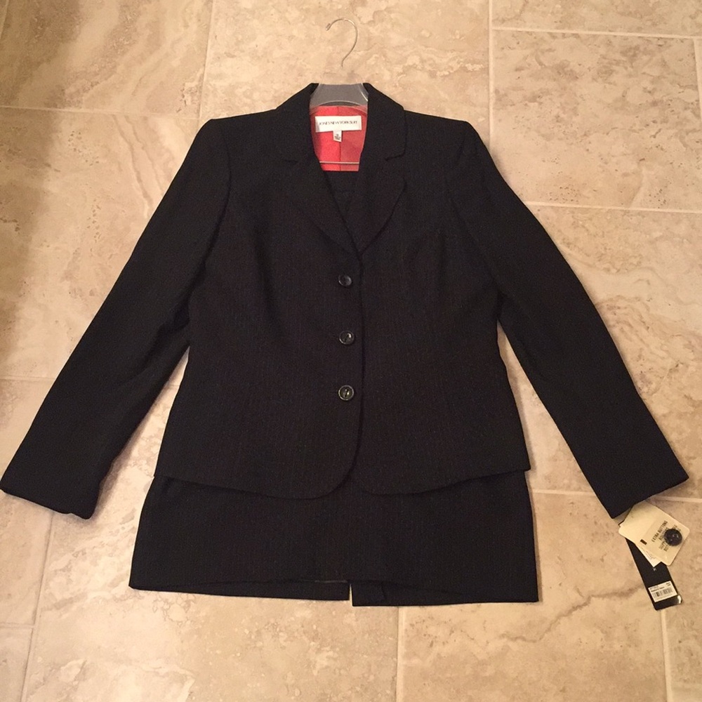 Jones New York black with pinstripes skirt suit